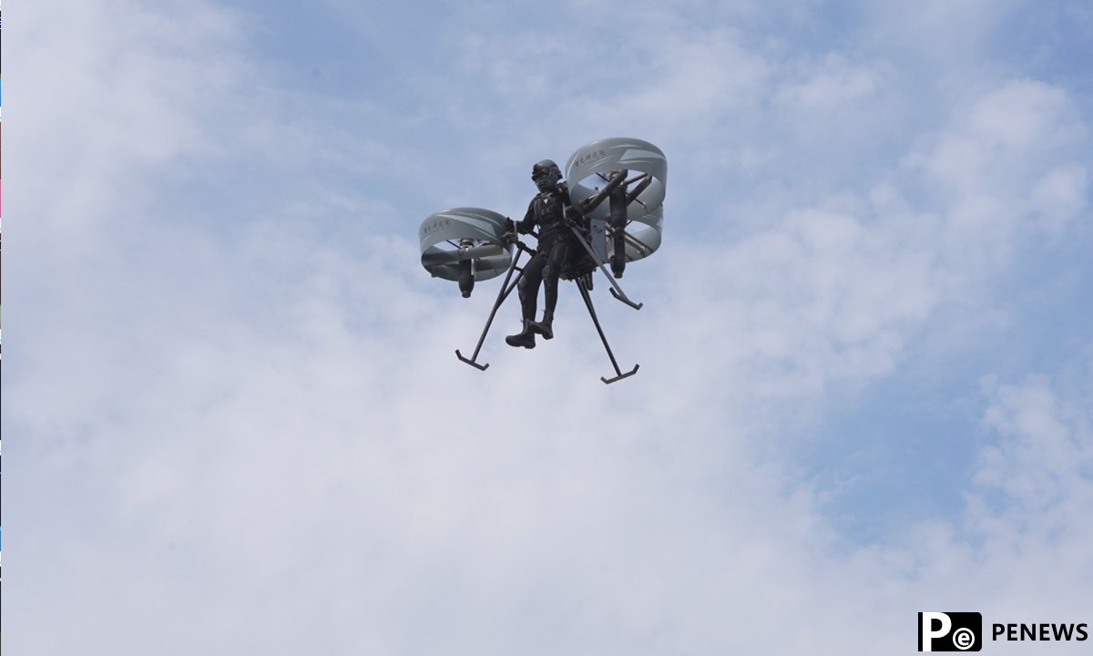 The tri-ducted wearable eVTOL single-person flying vehicle developed by Zhiyuan Research Institue Photo: Courtesy of Zhiyuan Research Institute