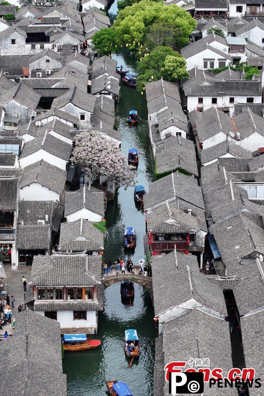 Scenery of renowned water town in Jiangsu