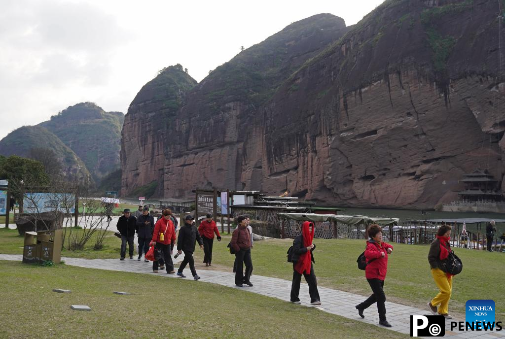 Longhu Mountain boosts tourism with taoist culture, ecological conservation in E China