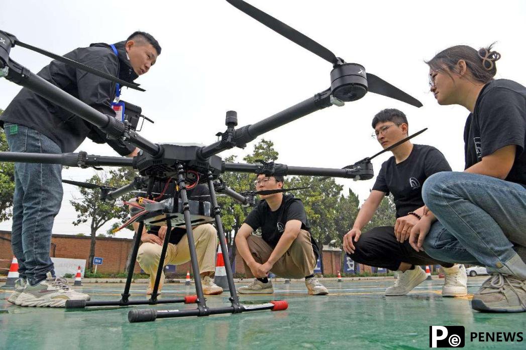 China brims with new vitality on journey to high