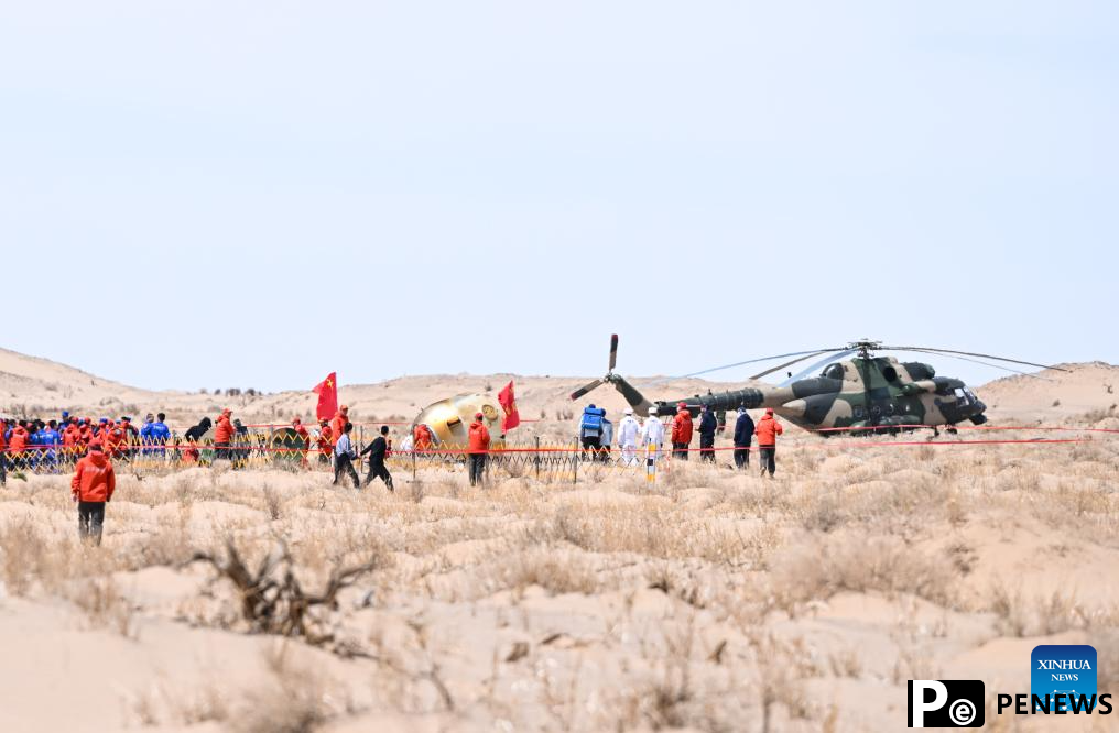 19 return capsule touches down, astronauts all sound