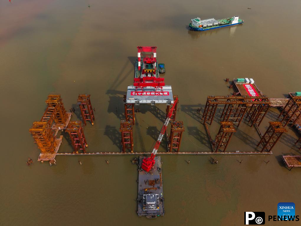 long Wanlong Grand Bridge successfully set