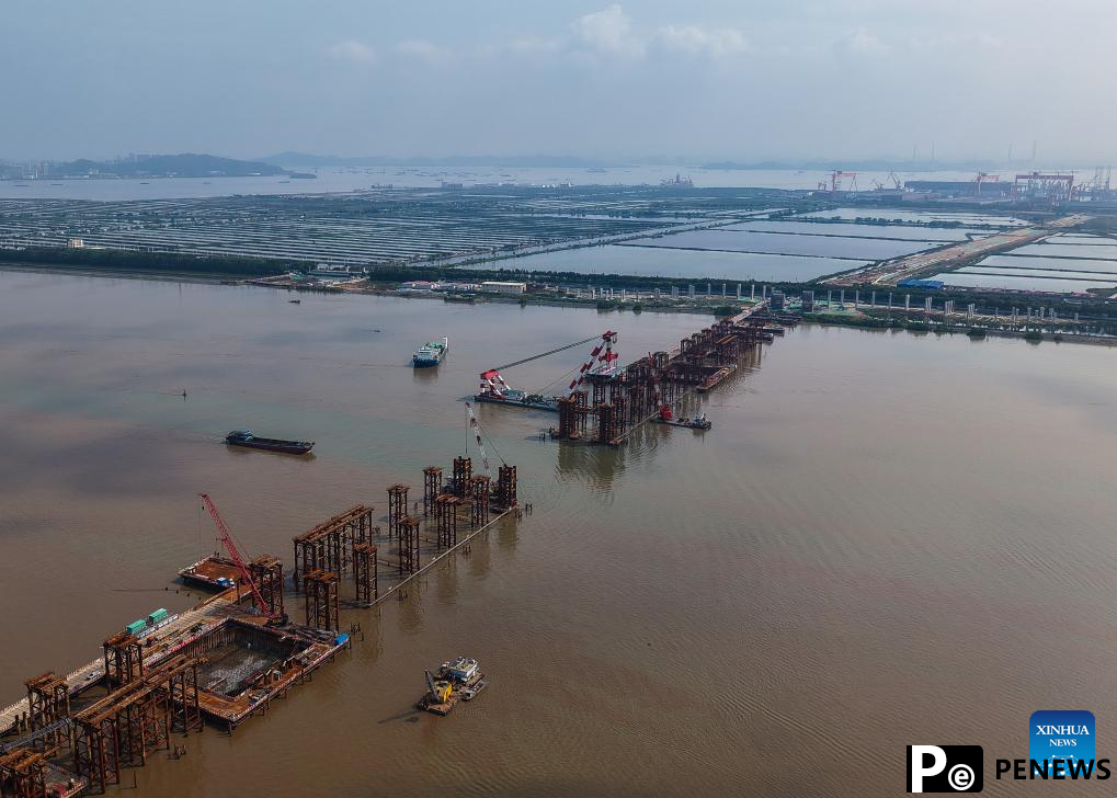 long Wanlong Grand Bridge successfully set