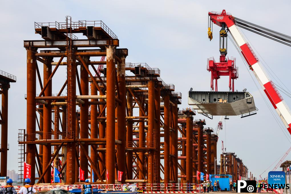 long Wanlong Grand Bridge successfully set