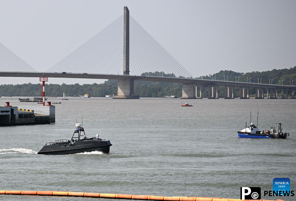 Zhuhai in S China