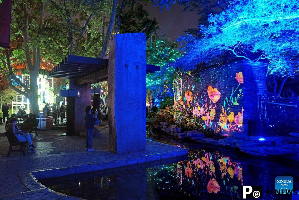 Vibrant snapshots of China during Labor Day holiday