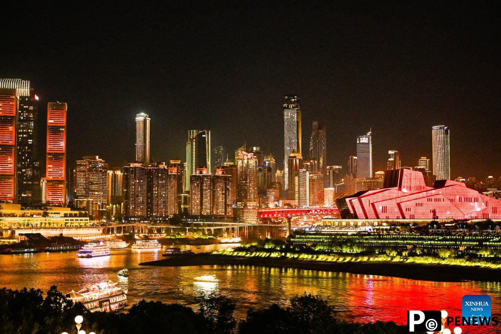 Vibrant snapshots of China during Labor Day holiday