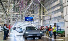 Tesla video boasts 95% localization in China