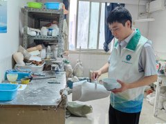 Prosthetists empower amputees with tech, care