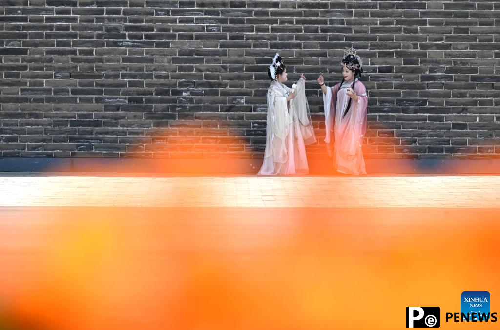 Tourism Day marked across China