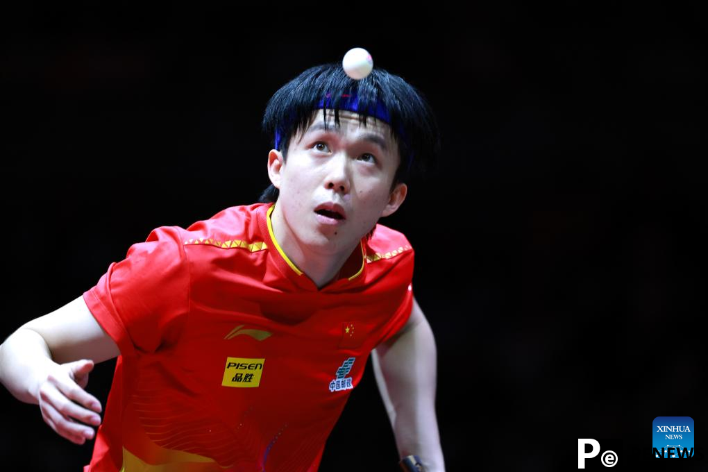 Wang Chuqin reaches fourth round at table tennis worlds