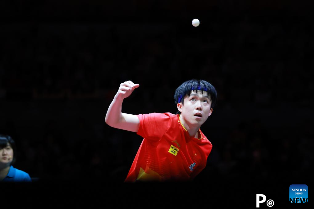 Wang Chuqin reaches fourth round at table tennis worlds