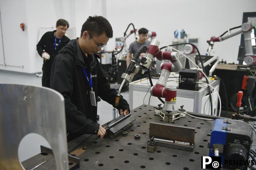 China sets action plan for digital, intelligent supply chains