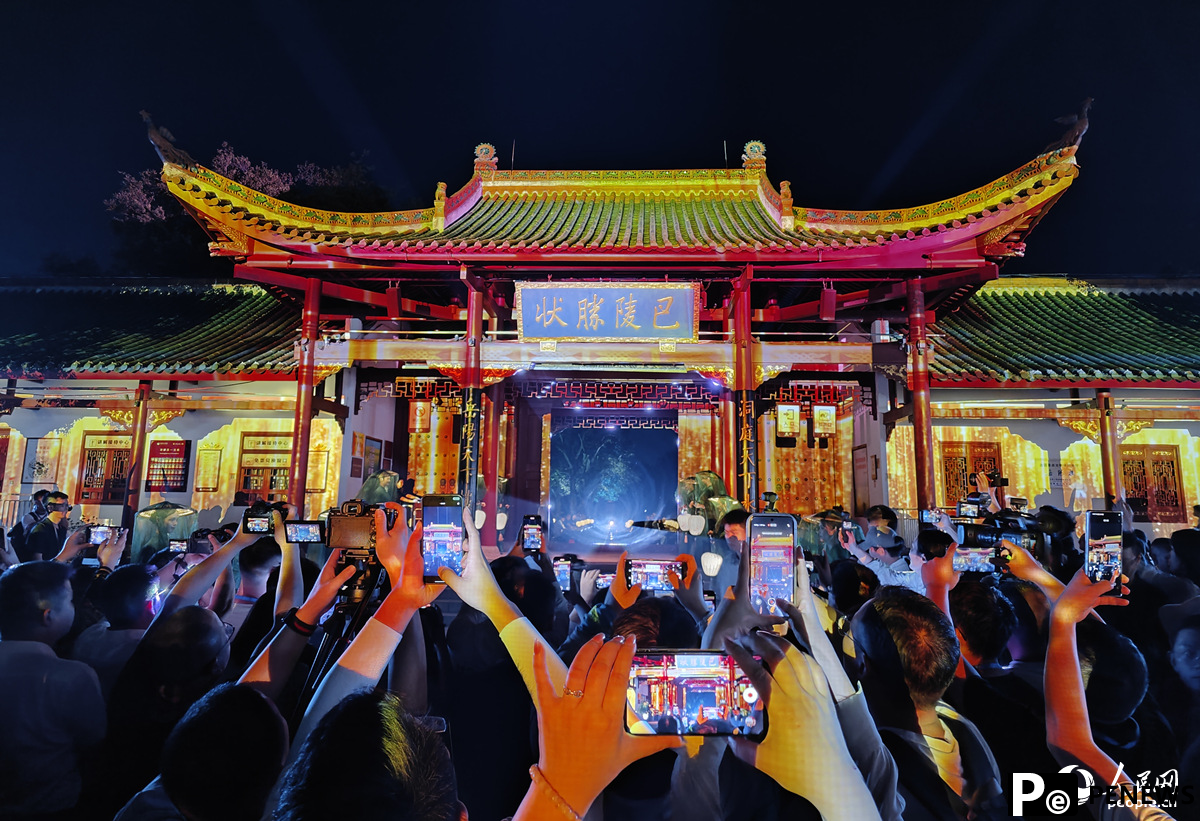 Historic Yueyang Tower highlights city’s distinctive charm