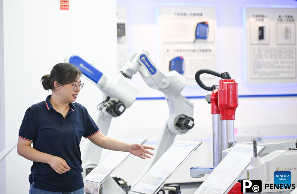 Robot industry thriving in China
