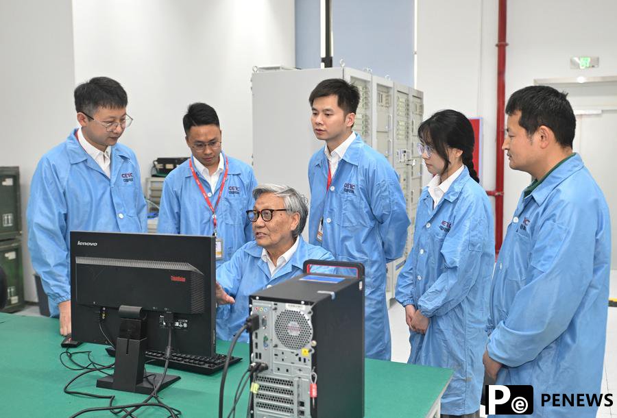 Chinese scientist devotes 63 years to communication technology development