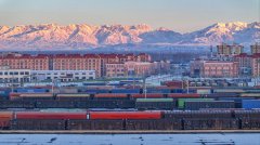 Major Xinjiang port handles over 4,000 China