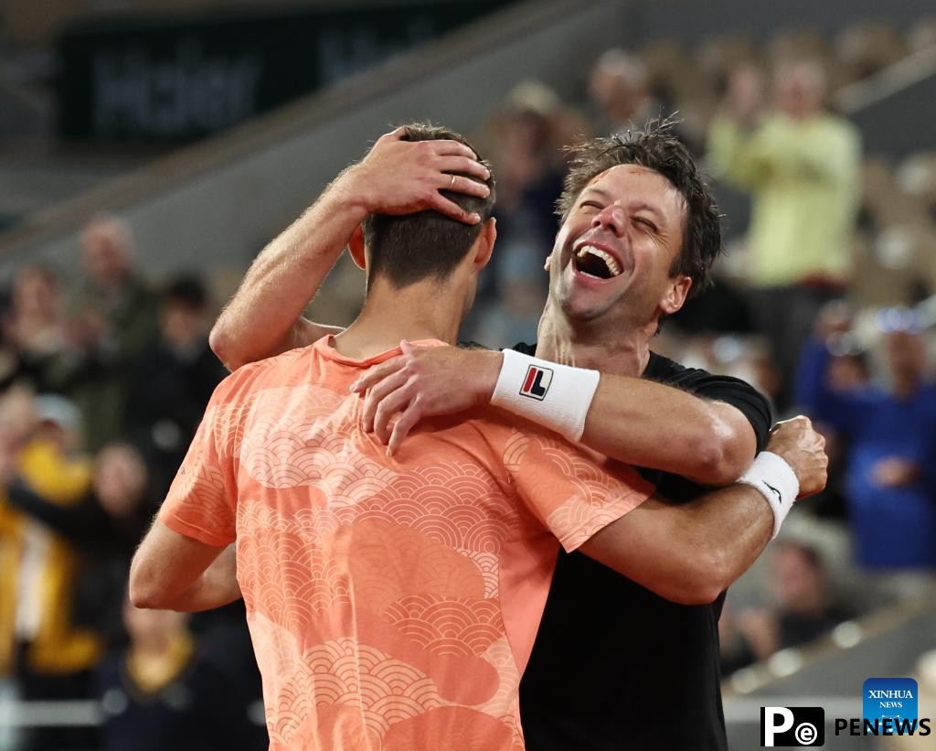 Marcel Granollers, Horacio Zeballos win men