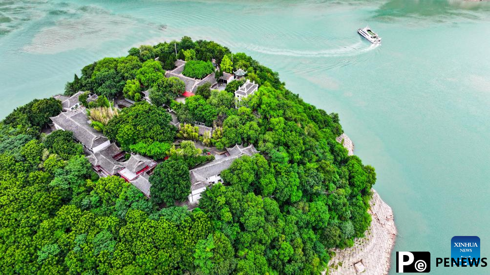 Green development and cultural tourism drive growth in Chongqing