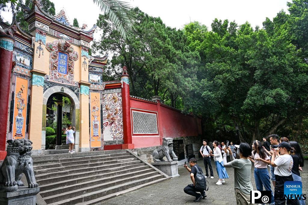 Green development and cultural tourism drive growth in Chongqing