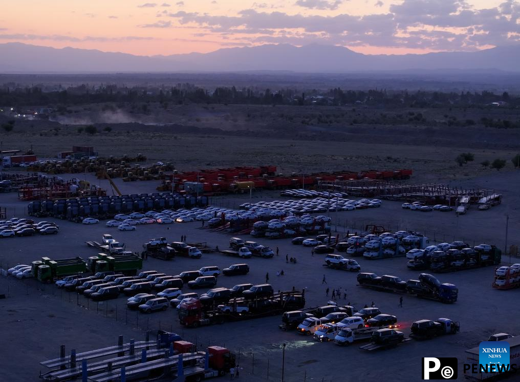 border Route of New Energy Vehicles