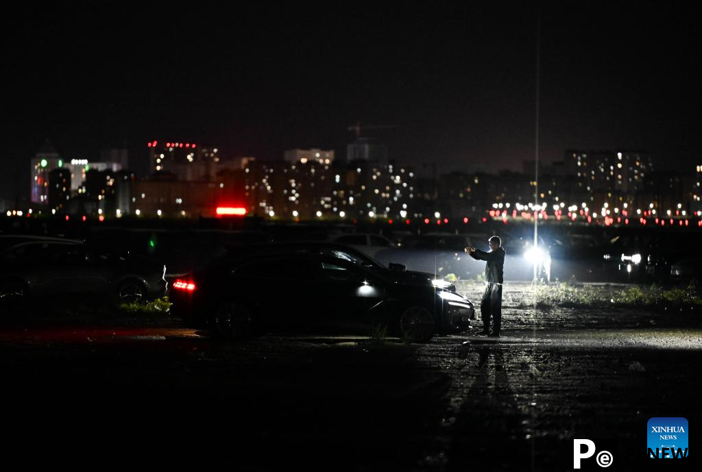 border Route of New Energy Vehicles